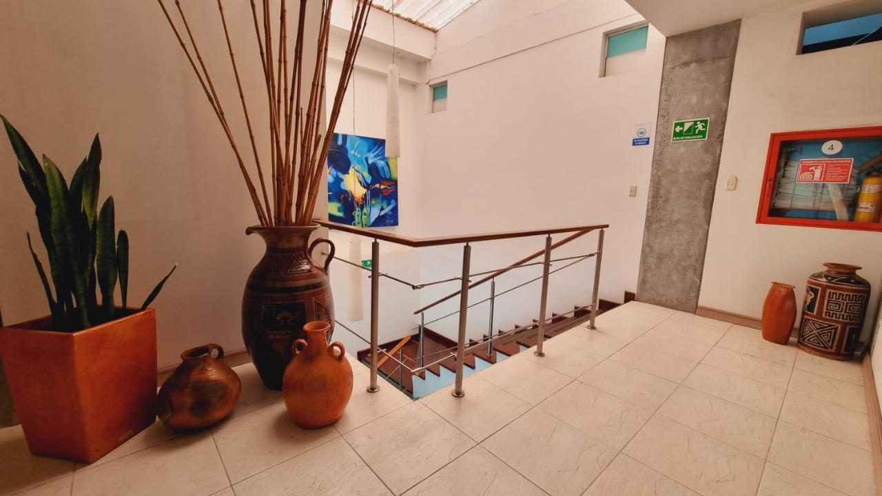 Habitat Suites Hotel Перейра Екстер'єр фото