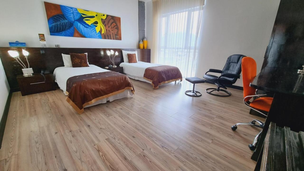 Habitat Suites Hotel Перейра Екстер'єр фото