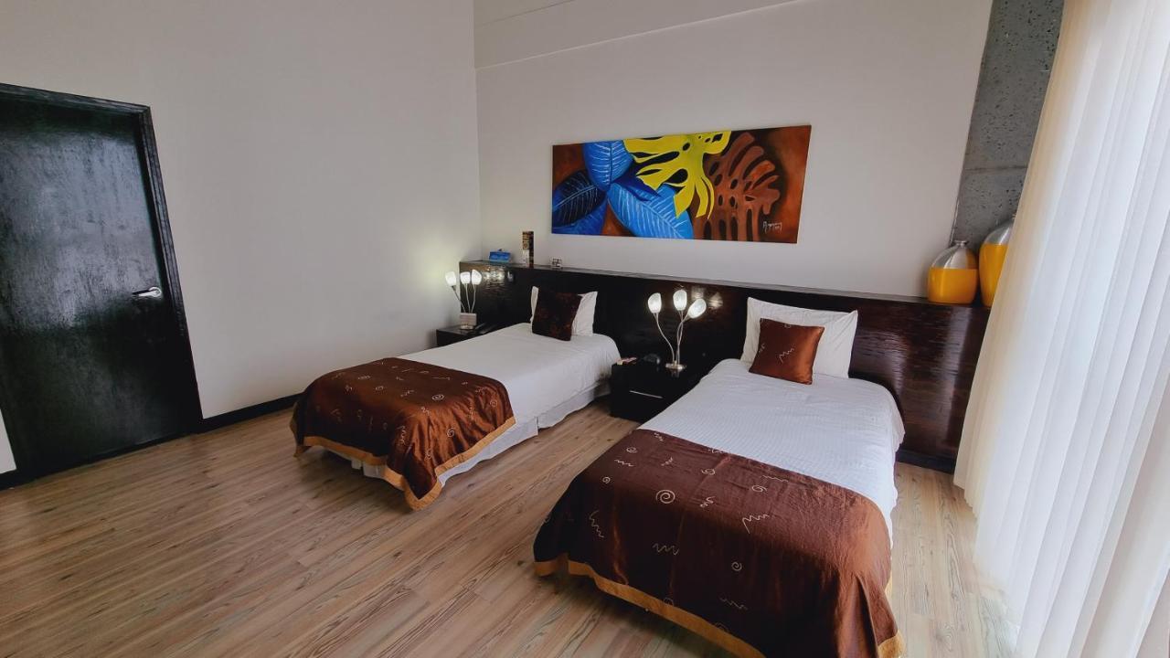 Habitat Suites Hotel Перейра Екстер'єр фото