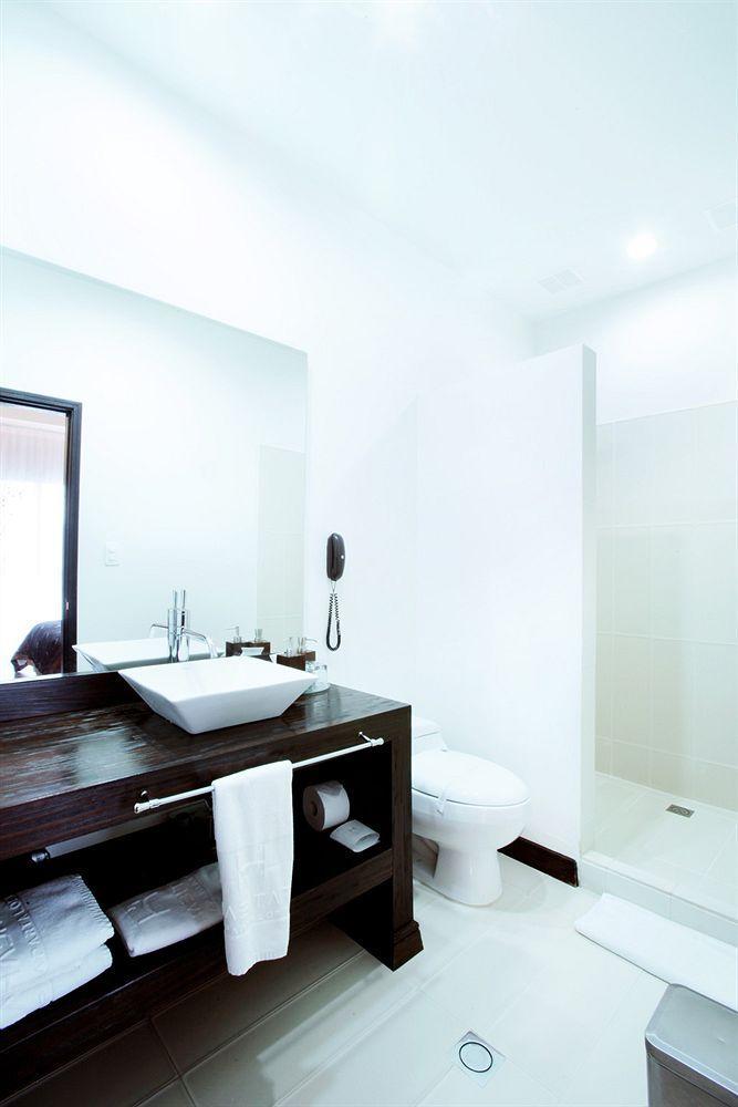 Habitat Suites Hotel Перейра Екстер'єр фото